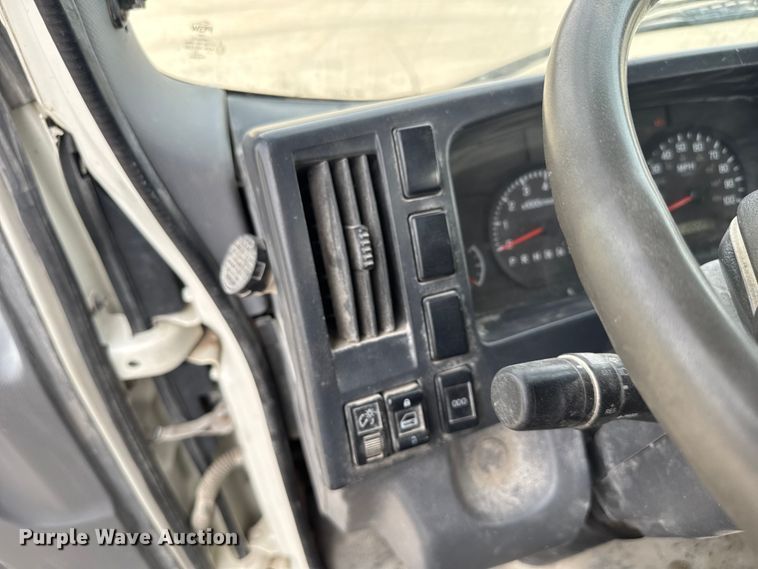 image for item EV1987 2015 Isuzu NPR street sweeper truck