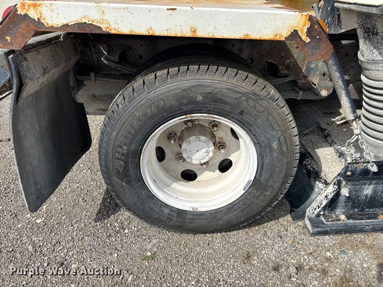 image for item EV1987 2015 Isuzu NPR street sweeper truck