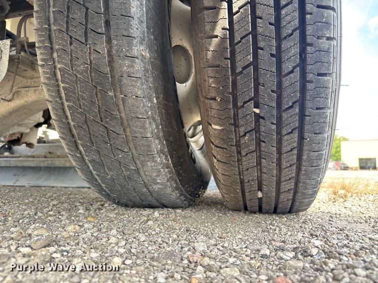 image for item EV1987 2015 Isuzu NPR street sweeper truck