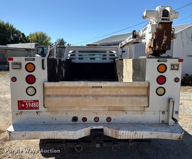 image for item GH9330 2011 Ford F550 Super Duty utility / service truck