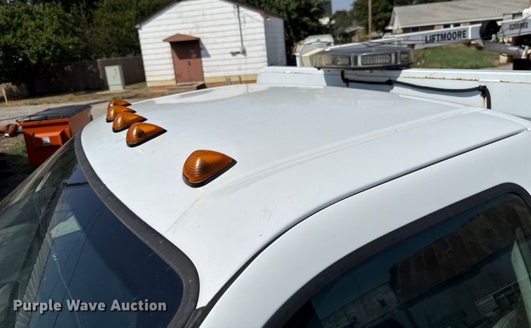 image for item GH9330 2011 Ford F550 Super Duty utility / service truck