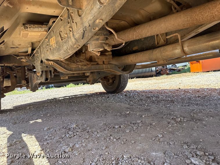 image for item GH9330 2011 Ford F550 Super Duty utility / service truck