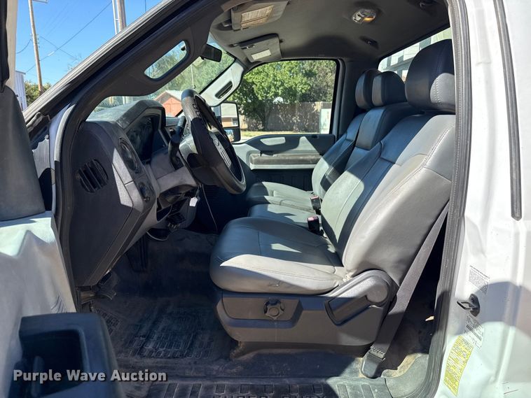 image for item GH9330 2011 Ford F550 Super Duty utility / service truck