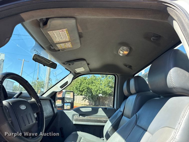 image for item GH9330 2011 Ford F550 Super Duty utility / service truck