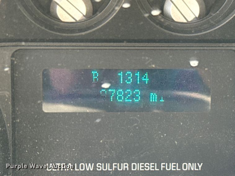 image for item GH9330 2011 Ford F550 Super Duty utility / service truck