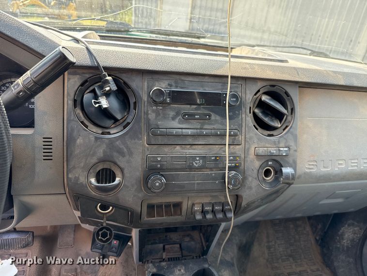 image for item GH9330 2011 Ford F550 Super Duty utility / service truck