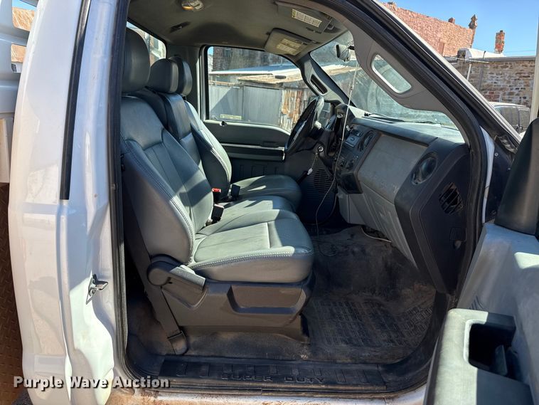 image for item GH9330 2011 Ford F550 Super Duty utility / service truck