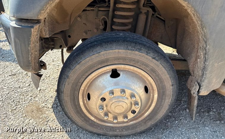 image for item GH9330 2011 Ford F550 Super Duty utility / service truck
