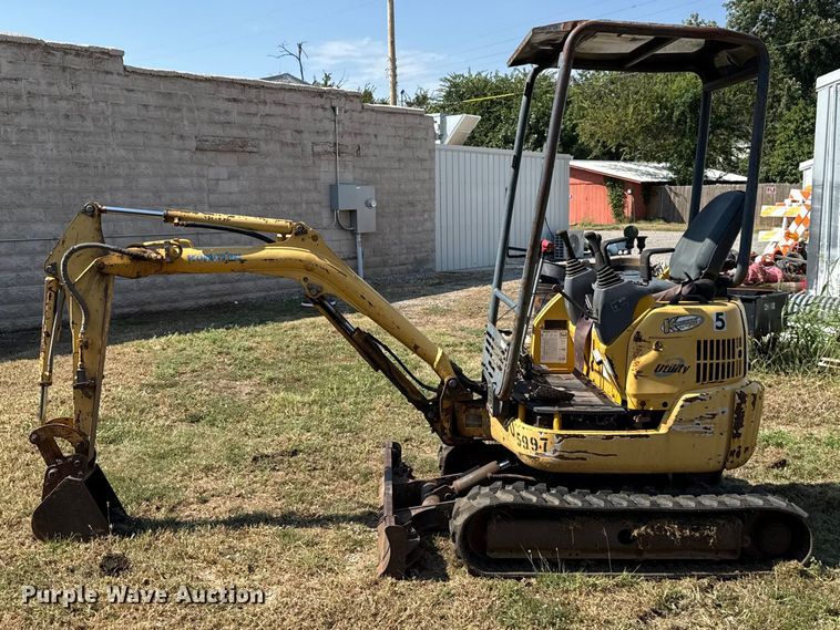 image for item GH9331 Komatsu PC15MR-1 mini excavator