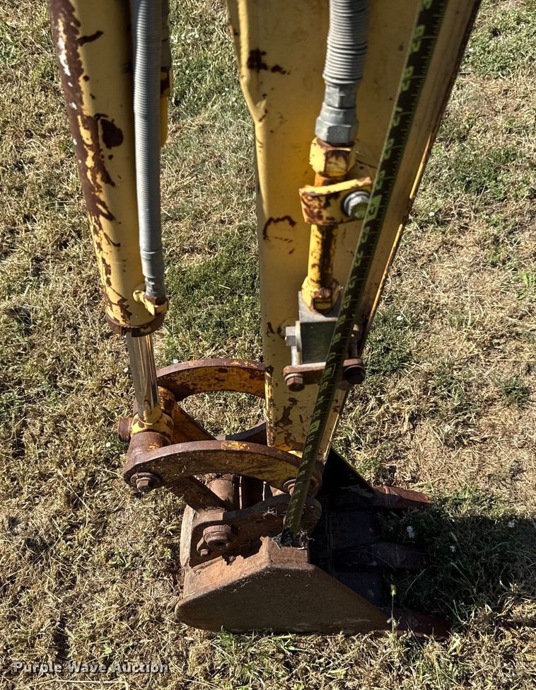 image for item GH9331 Komatsu PC15MR-1 mini excavator