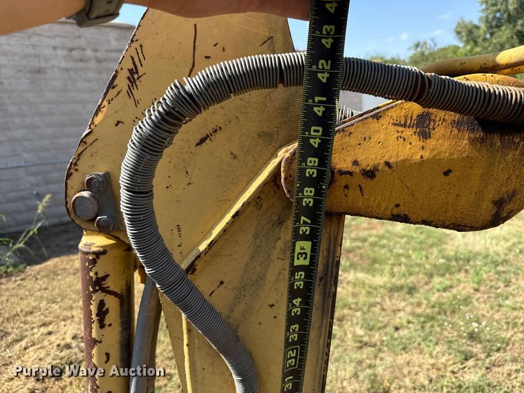 image for item GH9331 Komatsu PC15MR-1 mini excavator