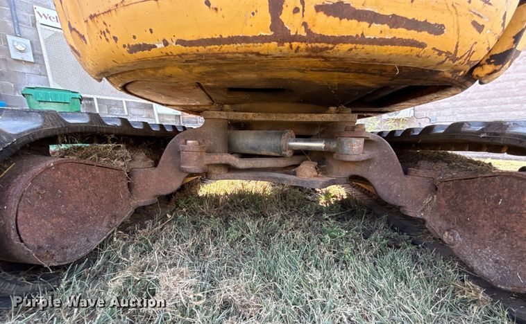 image for item GH9331 Komatsu PC15MR-1 mini excavator