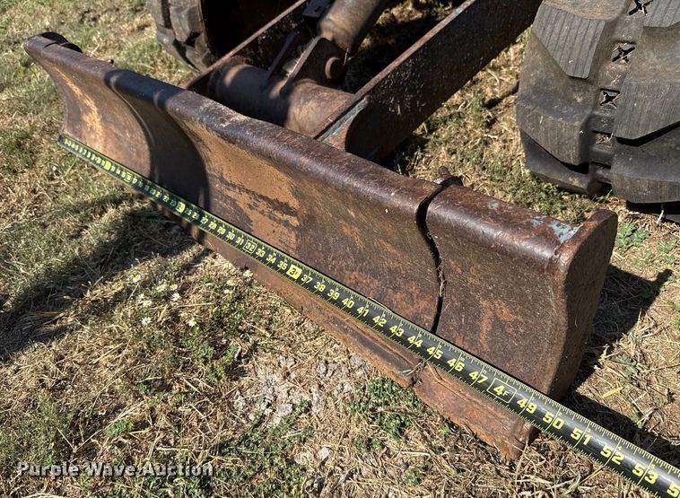 image for item GH9331 Komatsu PC15MR-1 mini excavator