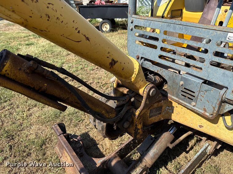 image for item GH9331 Komatsu PC15MR-1 mini excavator