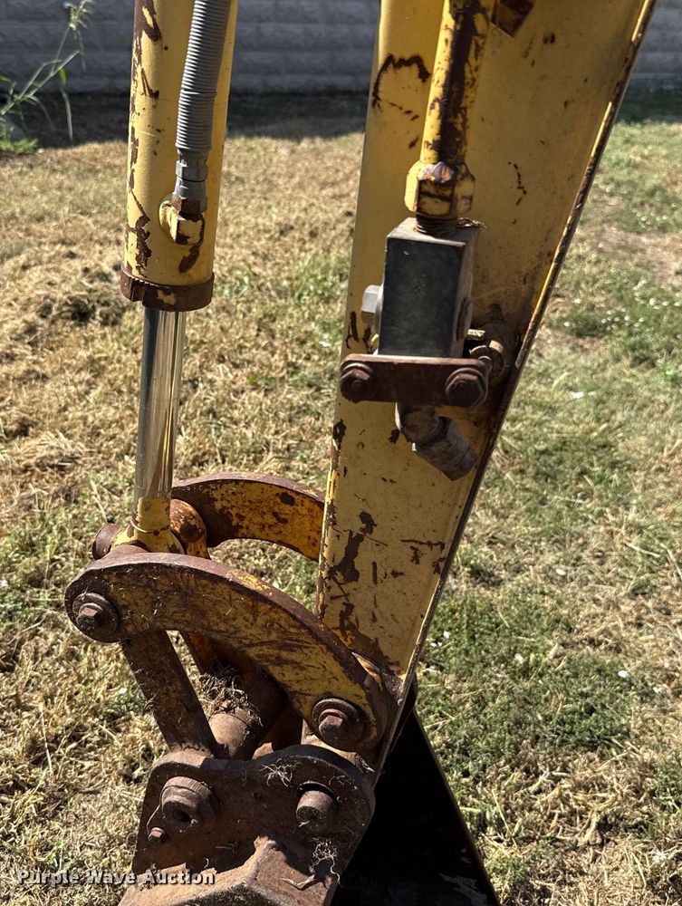 image for item GH9331 Komatsu PC15MR-1 mini excavator