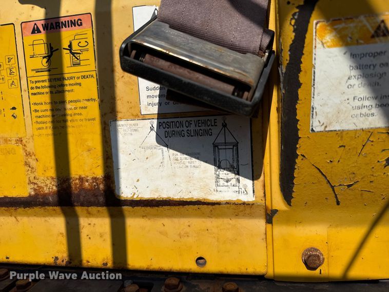 image for item GH9331 Komatsu PC15MR-1 mini excavator