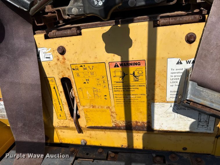 image for item GH9331 Komatsu PC15MR-1 mini excavator