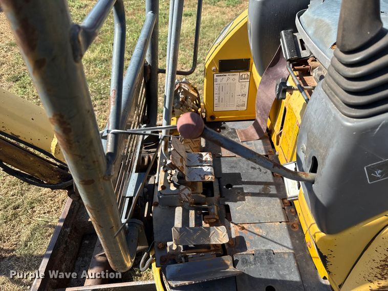 image for item GH9331 Komatsu PC15MR-1 mini excavator