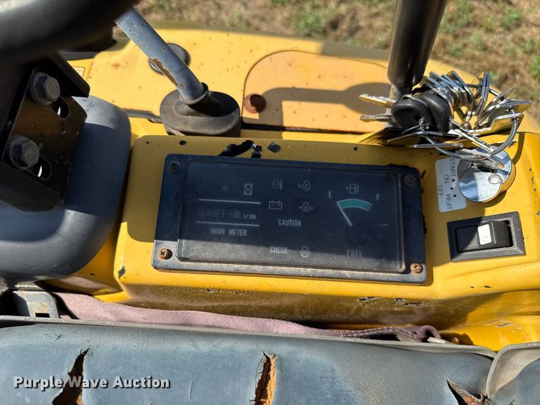 image for item GH9331 Komatsu PC15MR-1 mini excavator