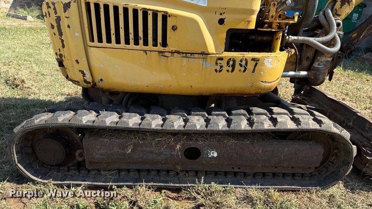 image for item GH9331 Komatsu PC15MR-1 mini excavator