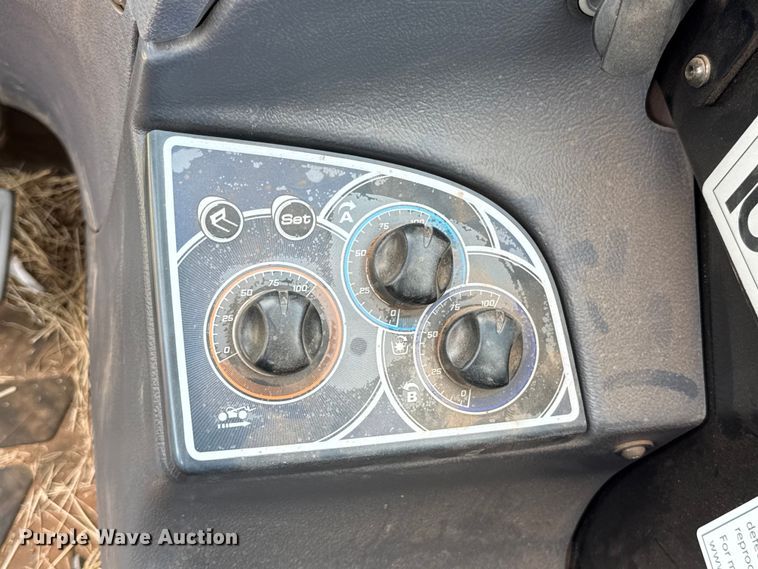 image for item GH9334 2019 Manitou MLT 961-145 V+L telehandler