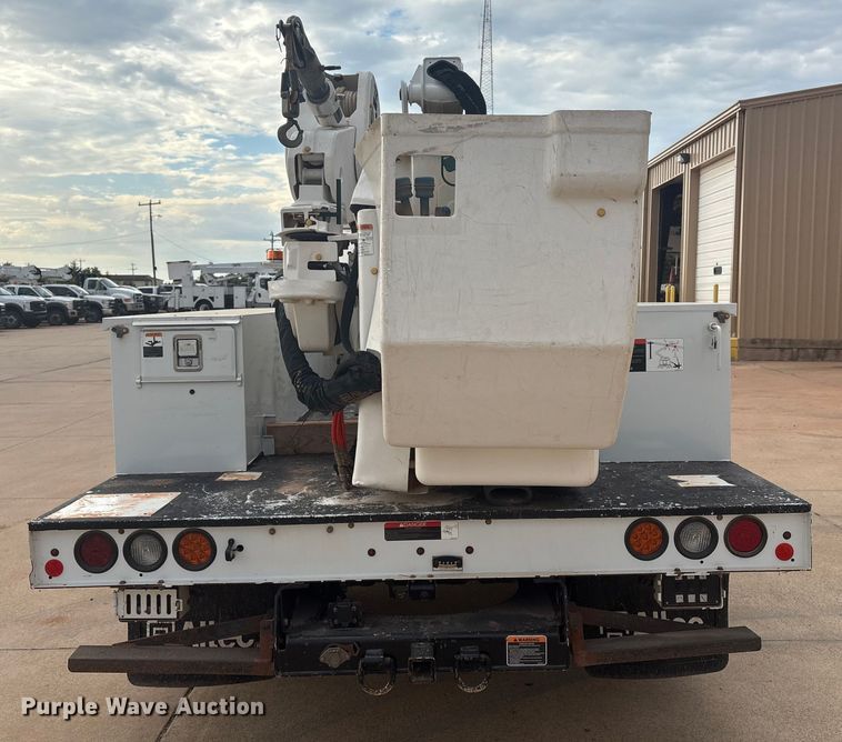 image for item GH9363 2020 Ford F550 SuperCab bucket truck