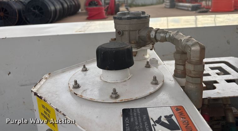 image for item GH9363 2020 Ford F550 SuperCab bucket truck