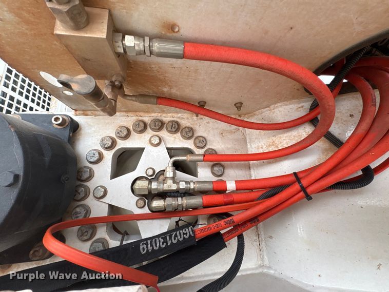 image for item GH9363 2020 Ford F550 SuperCab bucket truck