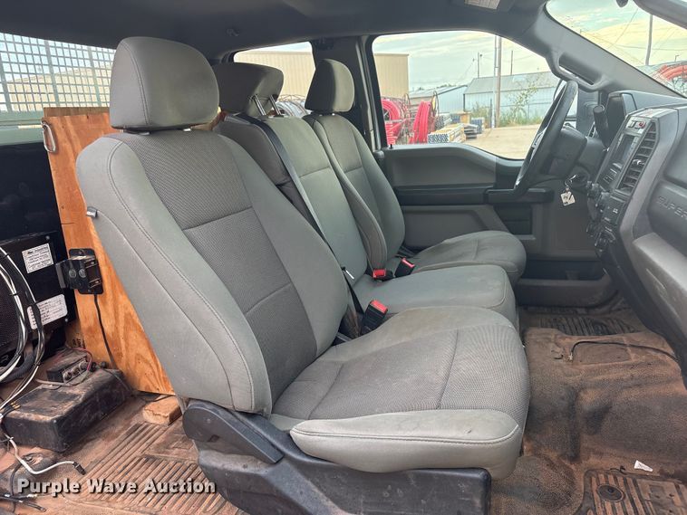 image for item GH9363 2020 Ford F550 SuperCab bucket truck