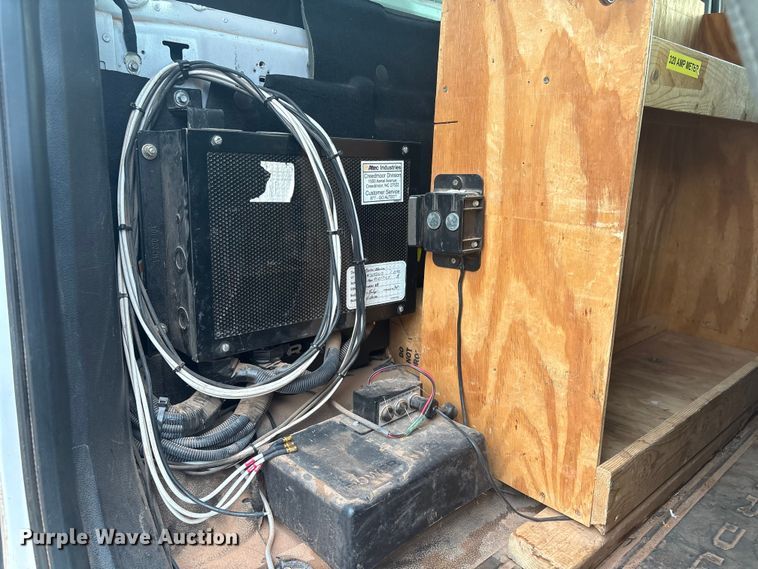 image for item GH9363 2020 Ford F550 SuperCab bucket truck