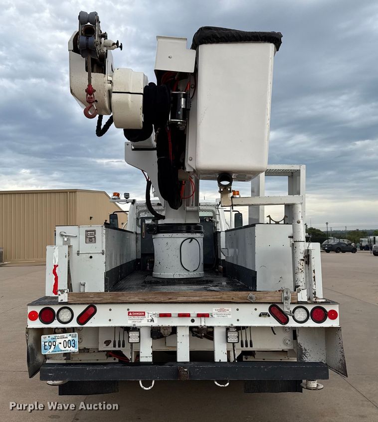 image for item GH9364 2018 Freightliner M2 bucket truck