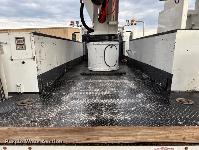 image for item GH9364 2018 Freightliner M2 bucket truck