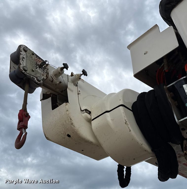 image for item GH9364 2018 Freightliner M2 bucket truck