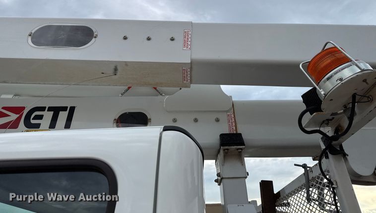 image for item GH9364 2018 Freightliner M2 bucket truck