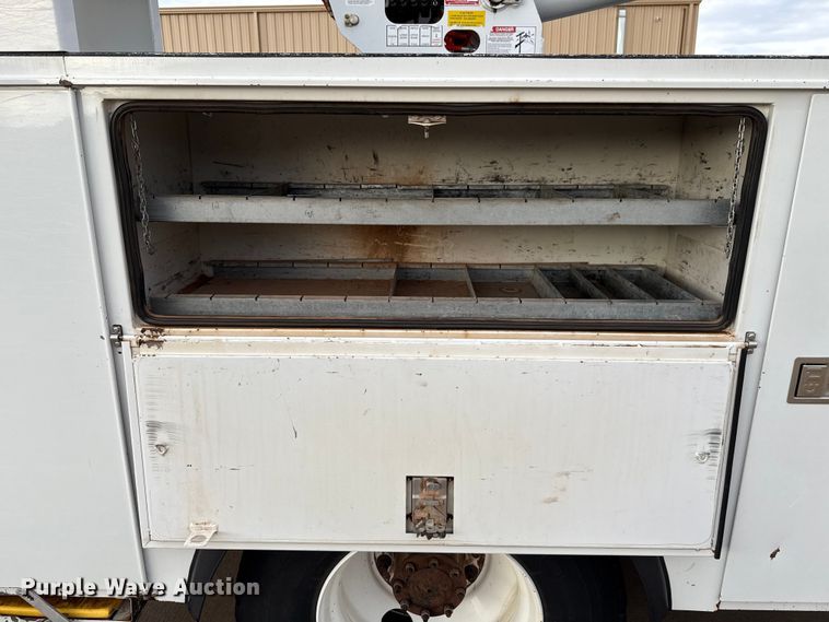 image for item GH9364 2018 Freightliner M2 bucket truck