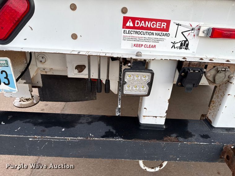 image for item GH9364 2018 Freightliner M2 bucket truck