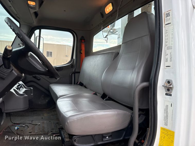 image for item GH9364 2018 Freightliner M2 bucket truck