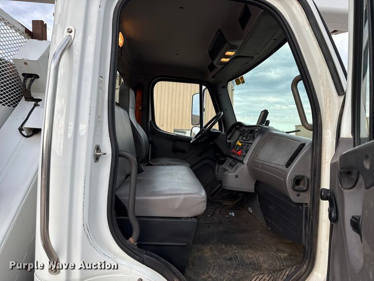 image for item GH9364 2018 Freightliner M2 bucket truck