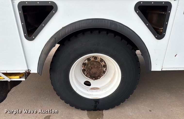 image for item GH9364 2018 Freightliner M2 bucket truck