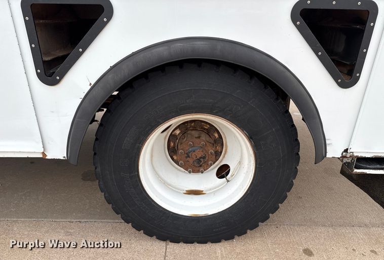 image for item GH9364 2018 Freightliner M2 bucket truck