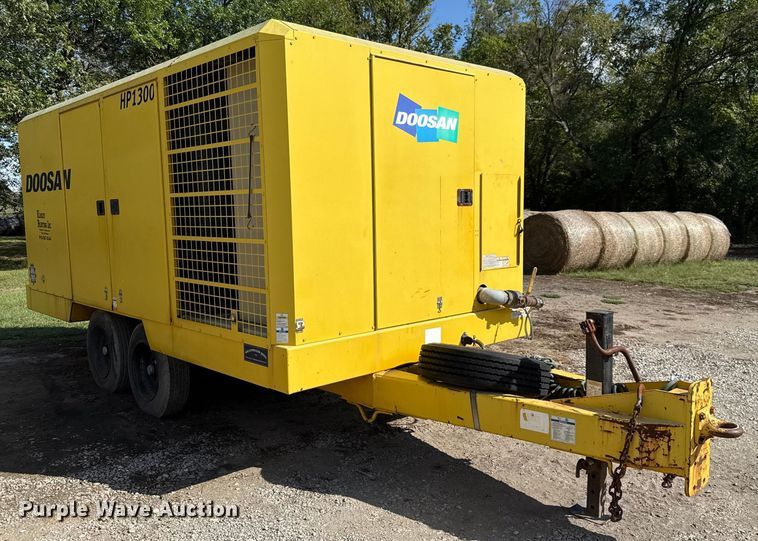 image for item GH9374 2013 Doosan HP1300WCU-T1 air compressor