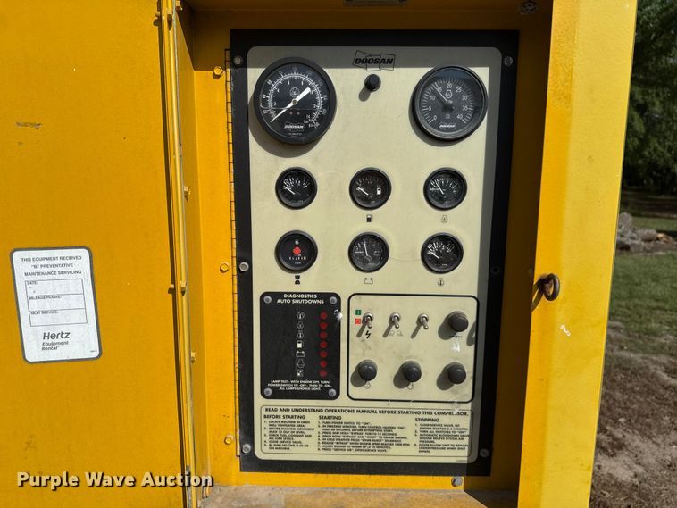 image for item GH9374 2013 Doosan HP1300WCU-T1 air compressor