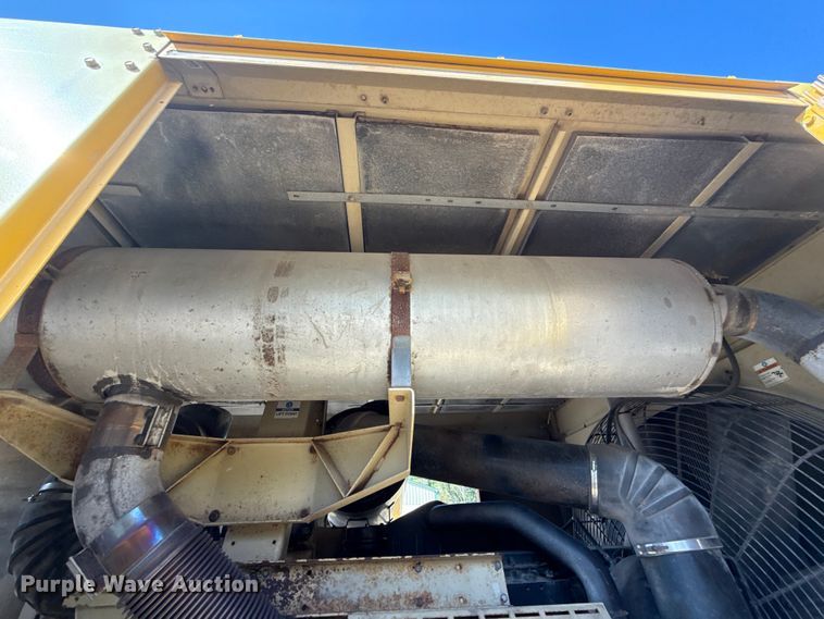 image for item GH9374 2013 Doosan HP1300WCU-T1 air compressor