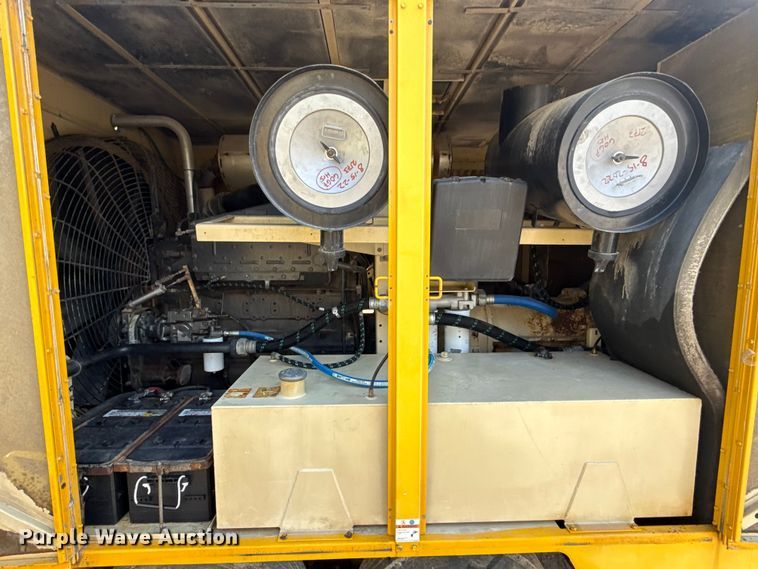 image for item GH9374 2013 Doosan HP1300WCU-T1 air compressor