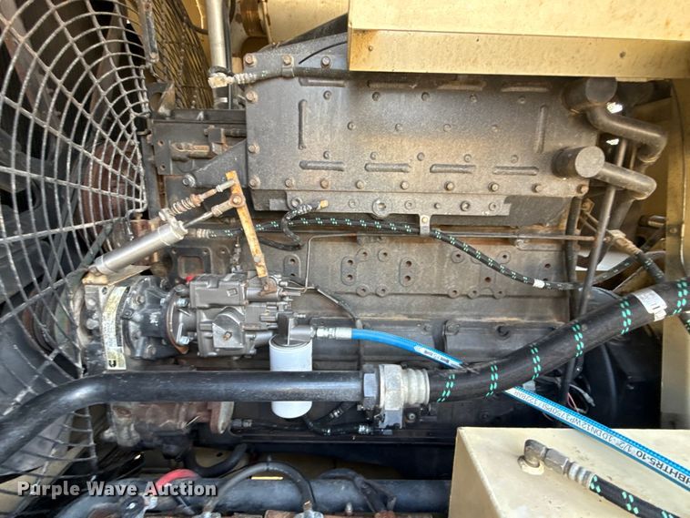 image for item GH9374 2013 Doosan HP1300WCU-T1 air compressor