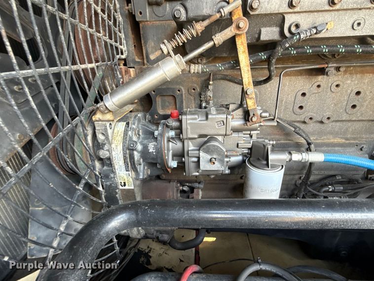 image for item GH9374 2013 Doosan HP1300WCU-T1 air compressor