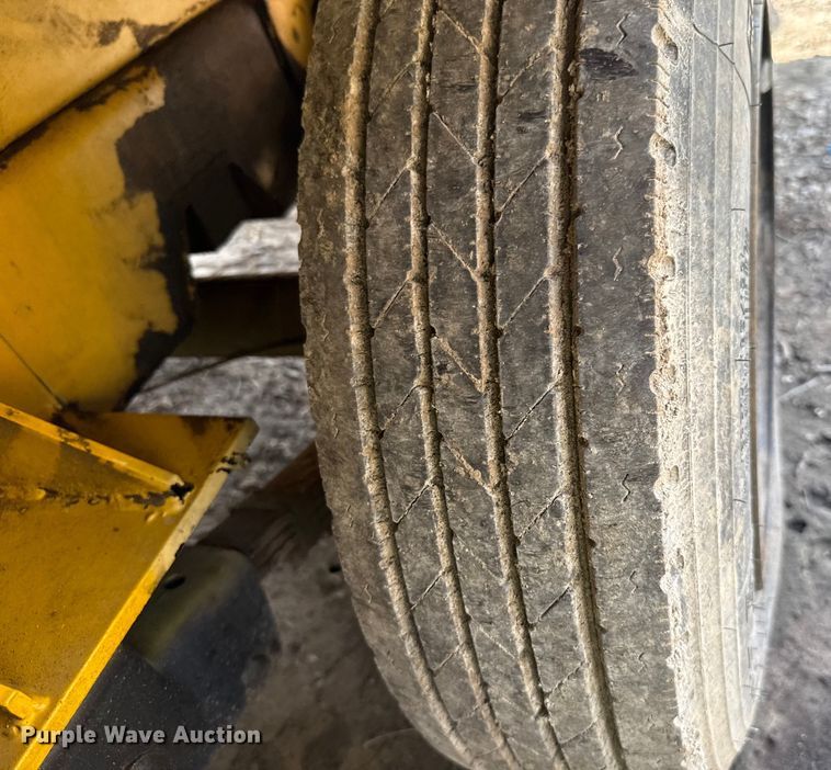 image for item GH9374 2013 Doosan HP1300WCU-T1 air compressor