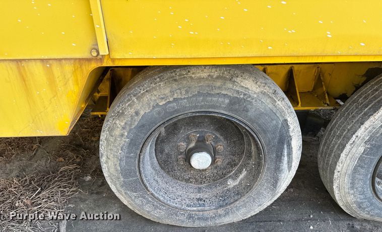 image for item GH9374 2013 Doosan HP1300WCU-T1 air compressor