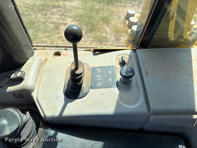 image for item GH9380 2008 Caterpillar D6N XL dozer