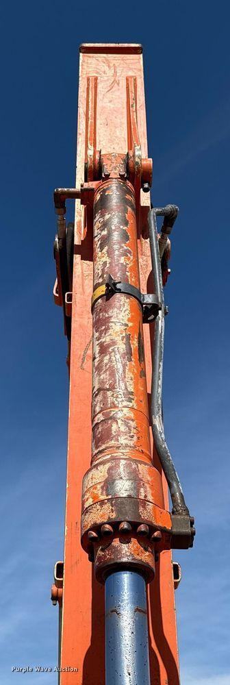 image for item GH9382 2012 Hitachi ZX200LC-3 excavator